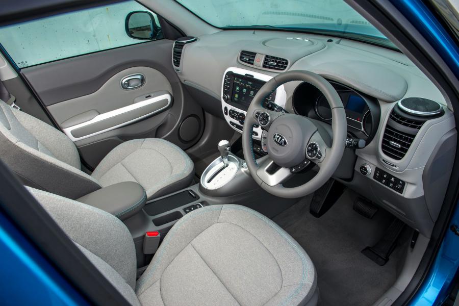 Интерьер Kia Soul EV 2014 года  (UK) (фото 33 из 36)